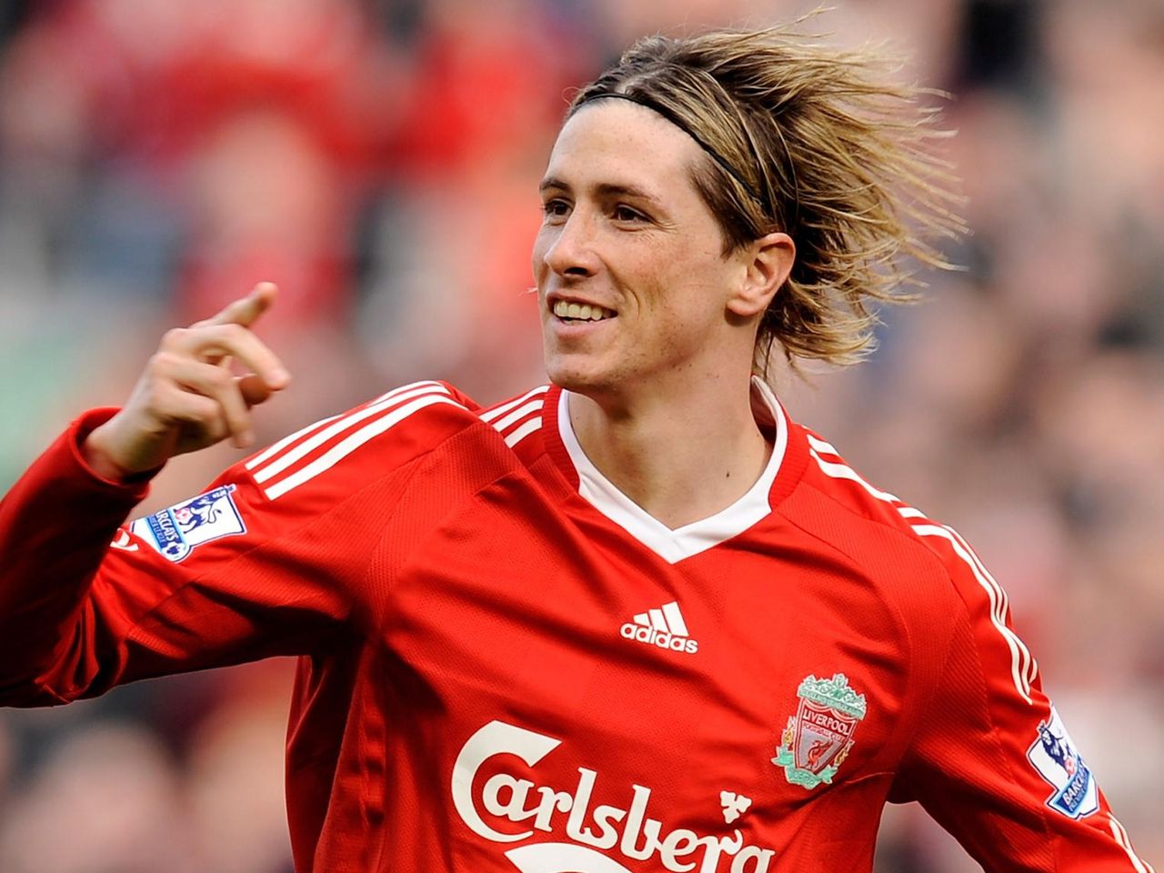 Paper Round: Liverpool's incredible attempt to re-sign Fernando Torres - Eurosport