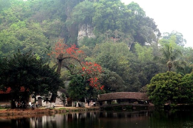 Chùa Thầy - địa điểm du lịch tâm linh hấp dẫn ngay gần Hà Nội