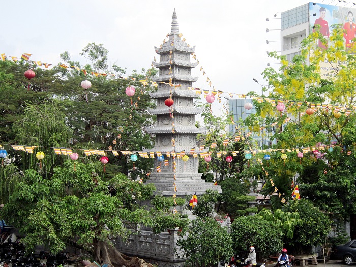 Chùa Vĩnh Nghiêm - Nơi linh thiêng, chốn yên bình ở Sài Gòn
