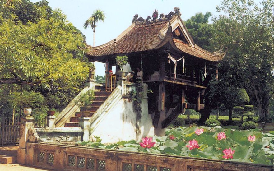 Photographs of the One Pillar Pagoda ( Chua Mot Cot ) in Hanoi